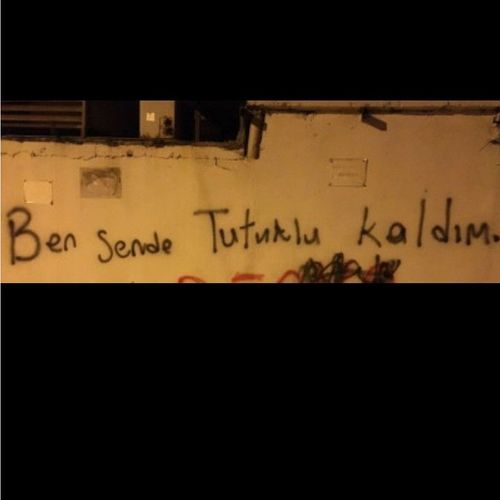 دانلود آهنگ ben sende tutuklu kaldim