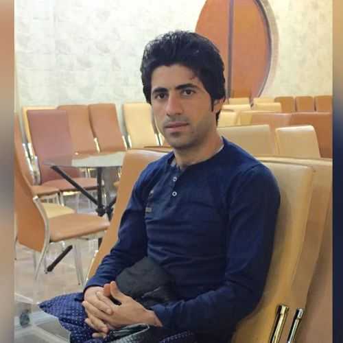 دانلود اهنگ کم سرچشمه بنشین ریمیکس