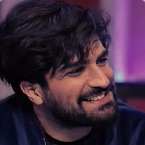 دانلود آهنگ مثل کشتی زیر دریا نه میمونم نه میمیرم