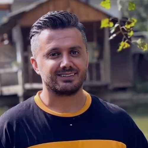 دانلود اهنگ انگتی اسمون اتا ستاره دارمه
