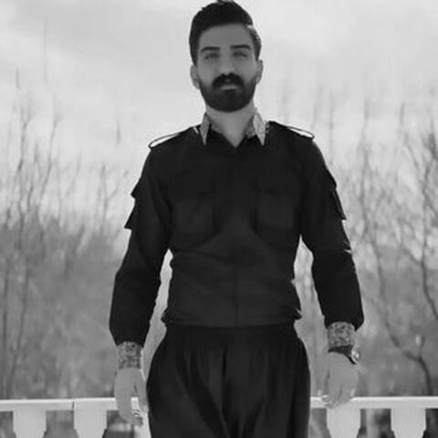 دانلود آهنگ میلاد غلامی نه پری نه گل پری کامل